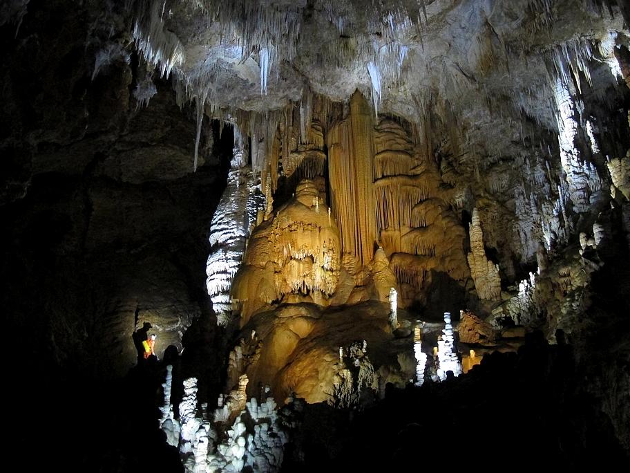 2) Grotte de la Clamouse
