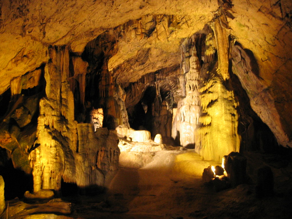 6) Grotte d'Osselle