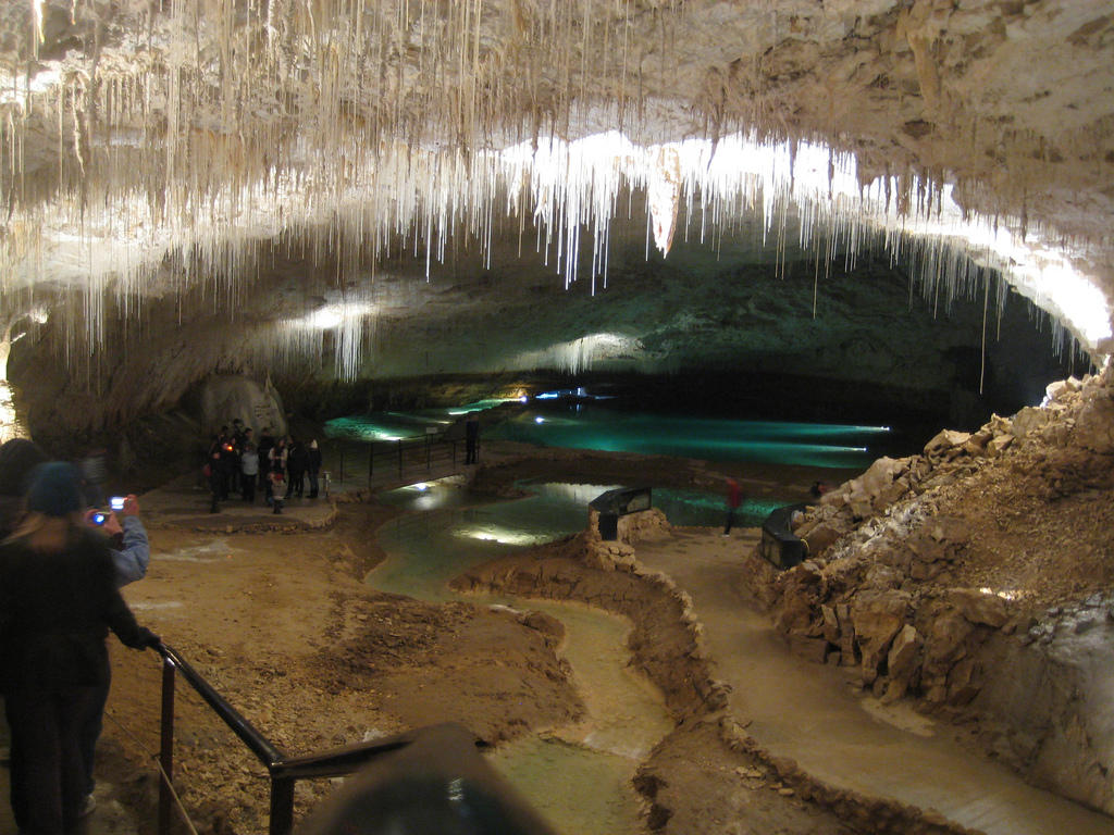 8) Grottes de Choranche