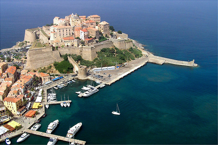 Détour par les plus beaux recoins de Corse