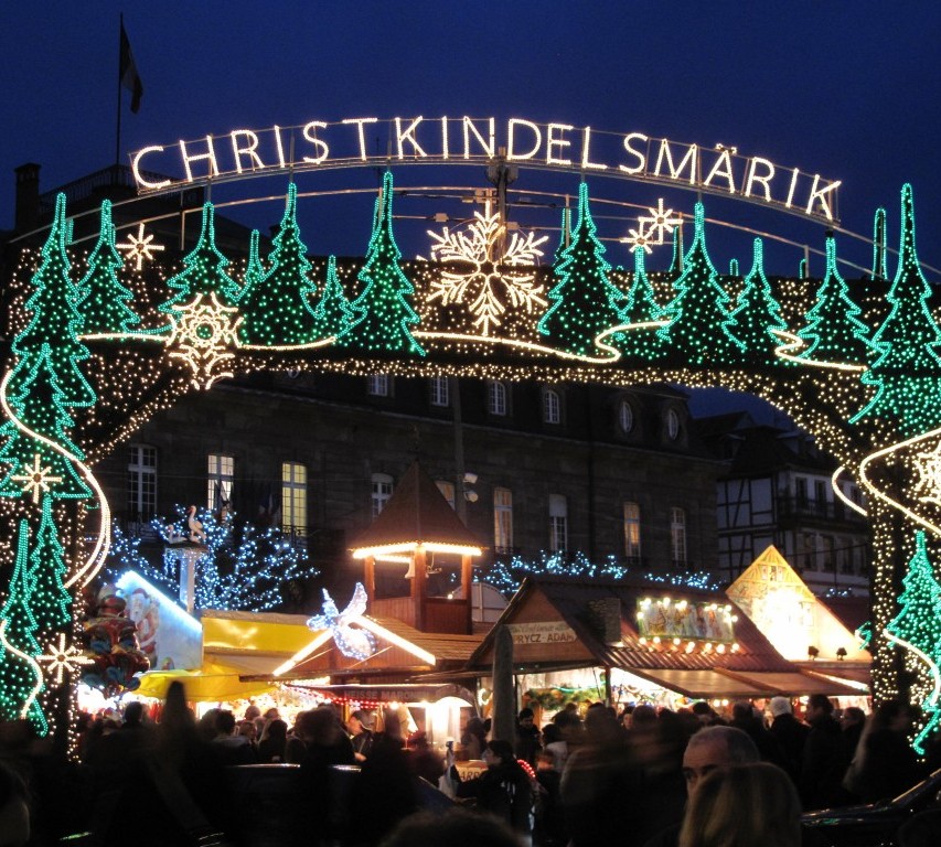 Coup d’envoi du marché de Noël de Strasbourg !