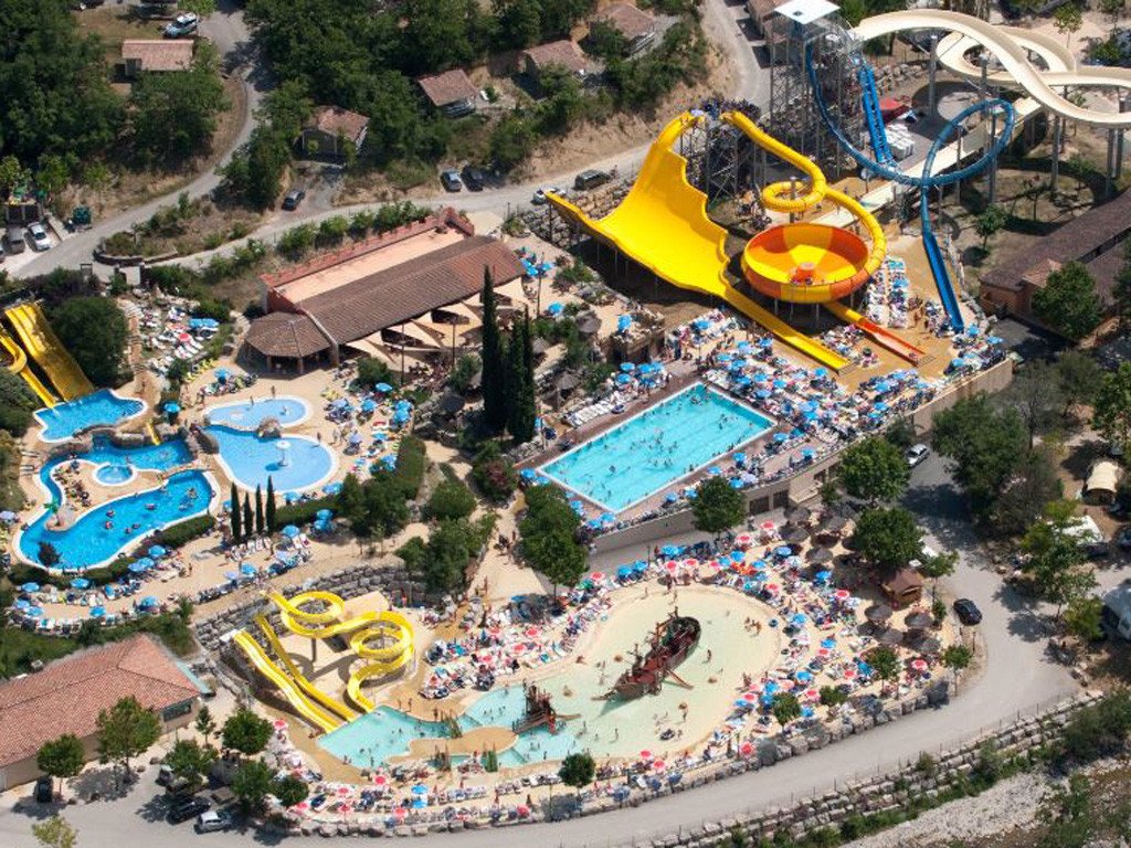 Parc Aquatique Camping Le Pommier