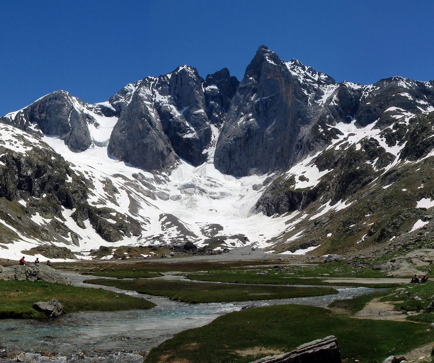 Top 10 des plus hauts sommets des Pyrénées françaises